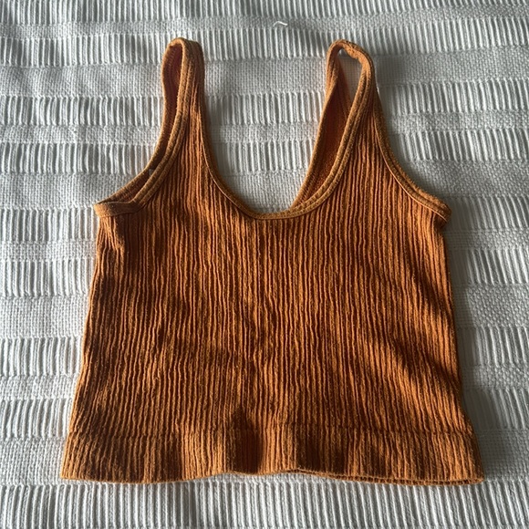 UO Orange Crop Tank 🍊 - Picture 4 of 4